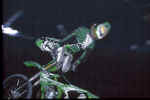 et1.jpg (26642 byte)